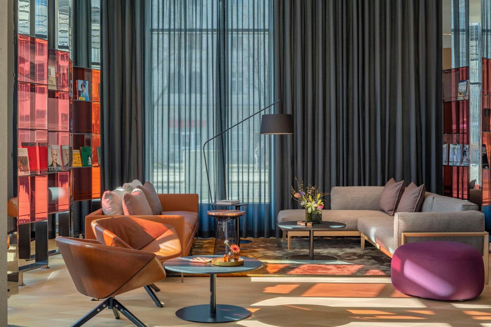 Hotel Andaz Munich Schwabinger Tor, By Hyatt Esterno foto Library