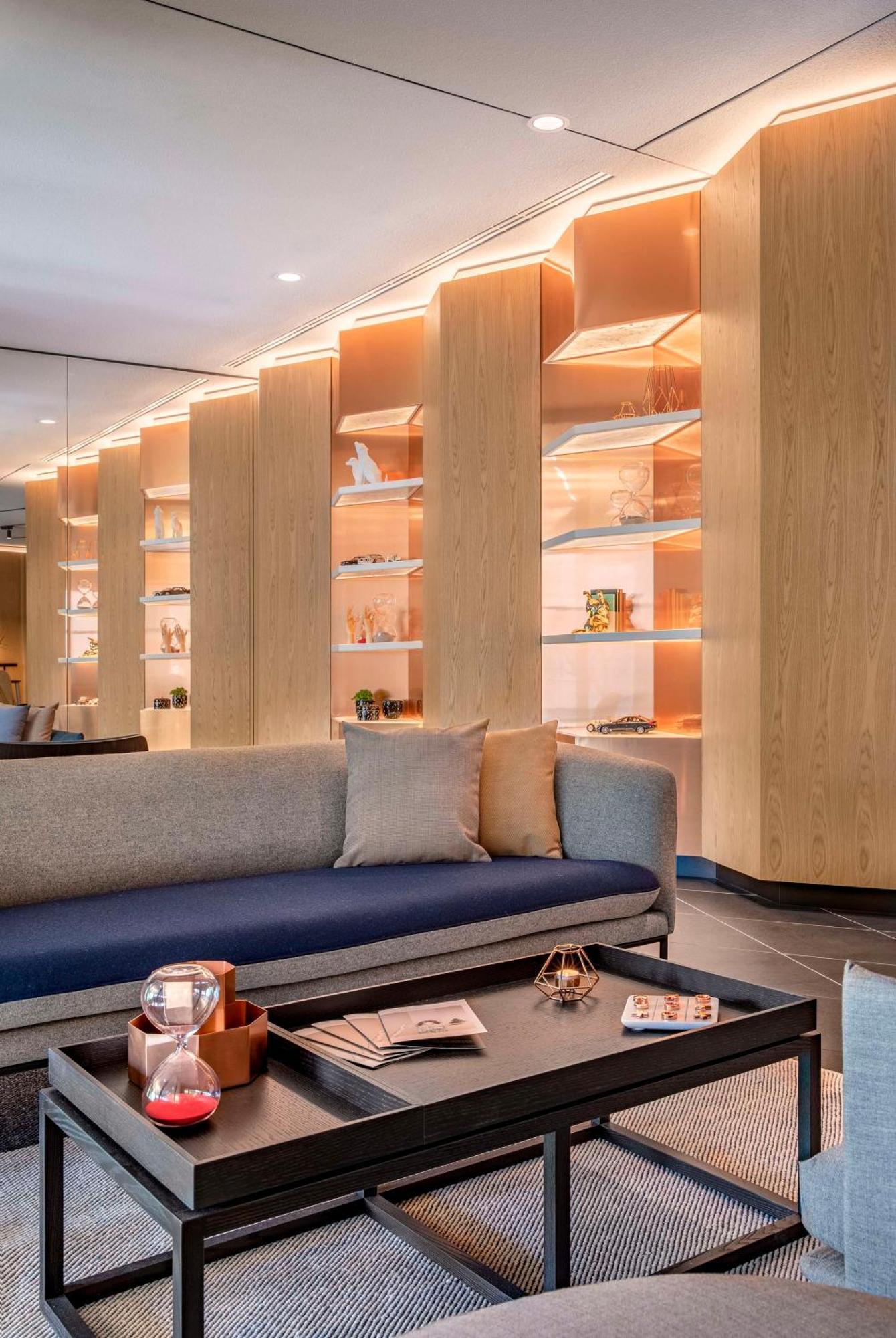Hotel Andaz Munich Schwabinger Tor, By Hyatt Esterno foto The interior of the hotel